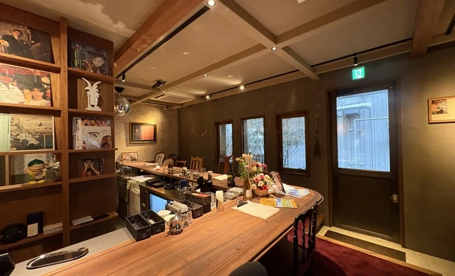 内装　パーラー菊池屋