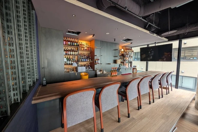 Bar 内装
